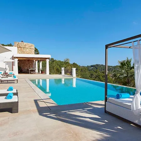 Villa Luxury Ibiza With Stunning Views, 1311 Sant Carles de Peralta