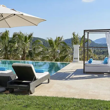 Villa Luxury Ibiza With Stunning Views, 1311 Sant Carles de Peralta